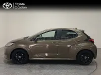 Usado Toyota Yaris Hybrid Style 116 CV (85 kW) 2023 Marrón Berlina