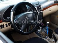 Usado Toyota Avensis Executive 116 CV (85 kW) 2005 Azul Familiar