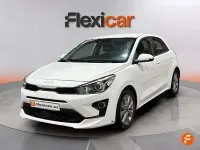 Usado Kia Rio 100 CV (73 kW) 2023 Blanco Berlina