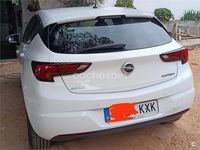 Usado Opel Astra Selective 110 CV (80 kW) 2019 Blanco Berlina