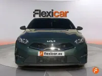 Usado Kia Ceed 100 CV (73 kW) 2022 Verde Utilitario