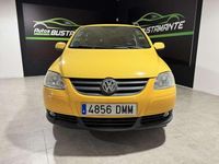 Usado VW Fox 55 CV (40 kW) 2005 Amarillo Utilitario