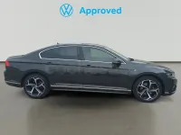 Usado VW Passat R-line 190 CV (139 kW) 2021 Gris / plata Berlina