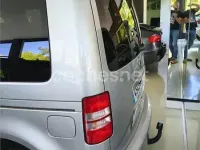 Usado VW Caddy Trendline 102 CV (75 kW) 2014 Gris / plata Monovolumen