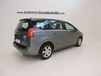 Usado Peugeot 5008 Premium 150 CV (110 kW) 2011 Gris Monovolumen