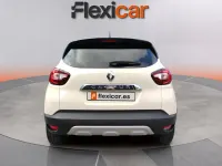 Usado Renault Captur Intens 90 CV (66 kW) 2018 Beige SUV