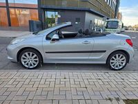 Usado Peugeot 207 CC 120 CV (88 kW) 2008 Gris / plata Descapotable