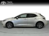 Usado Toyota Corolla Style 122 CV (89 kW) 2021 Gris / plata Berlina