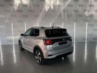 Usado VW T-Cross Sportline 116 CV (85 kW) 2019 Gris SUV