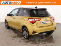 Usado Toyota Yaris Hybrid 101 CV (74 kW) 2019 Amarillo Berlina