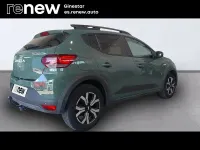 Usado Dacia Sandero Expression 101 CV (74 kW) 2023 Verde Berlina