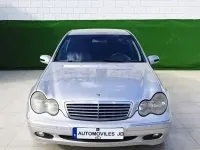 Usado Mercedes C220 Elegance 143 CV (105 kW) 2002 Gris / plata Berlina