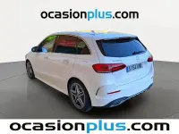 Usado Mercedes B200 150 CV (110 kW) 2019 Blanco Monovolumen