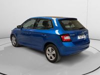 Usado Skoda Fabia Ambition 95 CV (69 kW) 2017 Azul Berlina
