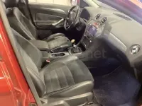 Usado Ford Mondeo Titanium X 130 CV (95 kW) 2007 Naranja Berlina