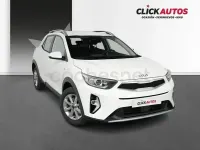 Usado Kia Stonic 79 CV (58 kW) 2025 Blanco SUV