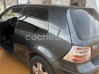 Usado VW Golf IV Highline 105 CV (77 kW) 2003 Azul Berlina