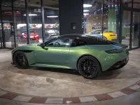 Nuevo Aston Martin DB12 680 CV (500 kW) 2026 Verde Coupe