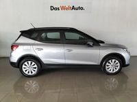 Usado Seat Arona Style 115 CV (84 kW) 2024 Gris plata SUV