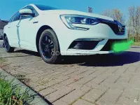 Usado Renault Mégane GrandTour Life 100 CV (73 kW) 2017 Blanco Familiar