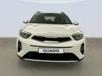 Usado Kia Stonic 101 CV (74 kW) 2023 Blanco SUV