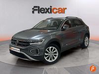 Usado VW T-Roc Life 110 CV (80 kW) 2022 Gris SUV