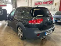 Usado Seat Altea 200 CV (147 kW) 2008 Gris / plata Monovolumen