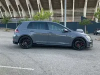 Usado VW Golf VII GTI 290 CV (213 kW) 2019 Gris Utilitario