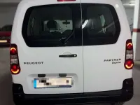 Usado Peugeot TePee Access 92 CV (67 kW) 2014 Blanco Van