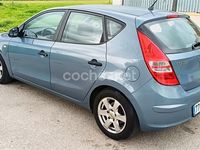 Usado Hyundai i30 Comfort 109 CV (80 kW) 2009 Azul Berlina