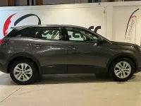 Käytetty Peugeot 3008 Active 131 HP (96 kW) 2021 Ruskea Katumaasturi