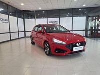 Usado Hyundai i30 120 CV (88 kW) 2025 Rojo Berlina