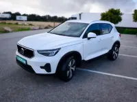 Usado Volvo XC40 Plus 163 CV (119 kW) 2022 Blanco SUV