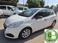 Usado Peugeot 208 75 CV (55 kW) 2018 Blanco Utilitario