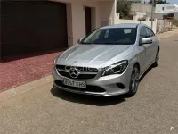 Usado Mercedes CLA200 Shooting Brake 136 CV (100 kW) 2018 Gris / plata Familiar