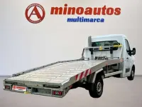 Usado Renault Master 131 CV (96 kW) 2023 Blanco Monovolumen