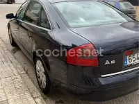 Usado Audi A6 165 CV (121 kW) 1998 Azul Familiar