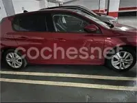 Usado Peugeot 308 Style 130 CV (95 kW) 2016 Granate Berlina
