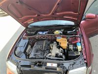 Usado Audi A4 150 CV (110 kW) 1998 Granate Berlina