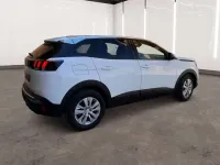 Usado Peugeot 3008 Allure 120 CV (88 kW) 2017 Blanco SUV