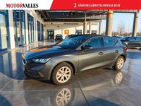 Usado Seat Leon Style 110 CV (80 kW) 2024 Gris Utilitario
