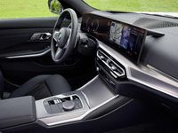 Käytetty BMW 330e 292 HP (214 kW) 2023 Musta Farmari