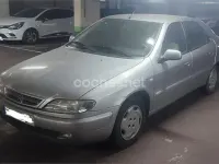 Usado Citroën Xsara 90 CV (66 kW) 2000 Gris / plata Berlina