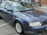 Usado Audi A6 163 CV (119 kW) 2003 Azul Berlina