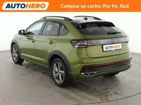 Usado VW Taigo R-line 110 CV (80 kW) 2024 Verde SUV