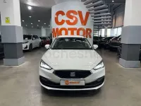 Usado Seat Leon Style 116 CV (85 kW) 2022 Blanco Familiar