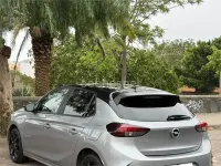 Usado Opel Corsa Elegance 75 CV (55 kW) 2021 Blanco Utilitario
