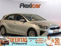 Usado Kia Ceed 101 CV (74 kW) 2019 Gris Utilitario