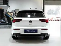 Usado VW Golf VIII GTI 245 CV (180 kW) 2022 Blanco Utilitario