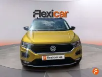 Usado VW T-Roc Advance 116 CV (85 kW) 2018 Amarillo SUV